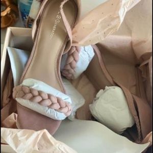 BCBG Generation-The Perfect Addiction To Any Shoe Collection